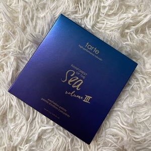 • LIMITED EDITION : Tarte Volume 3